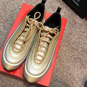 Men’s Air Max 97 Ultra ‘Metallic Gold’